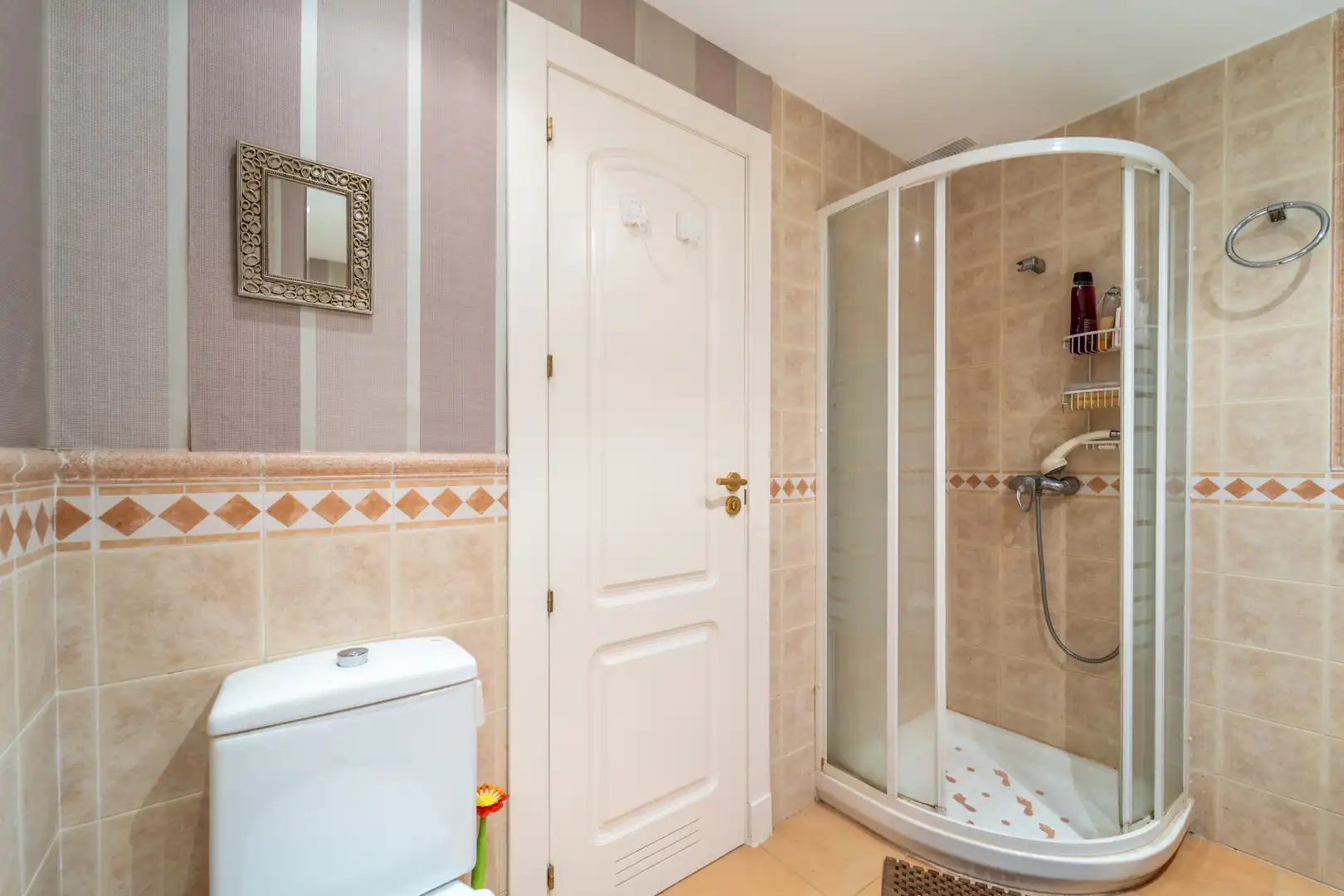 Baño de Apartamento en venta en Milla de Oro