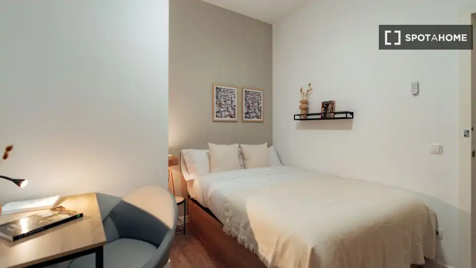 4 hab, 178m² en Cortes - Huertas, Centro, Madrid