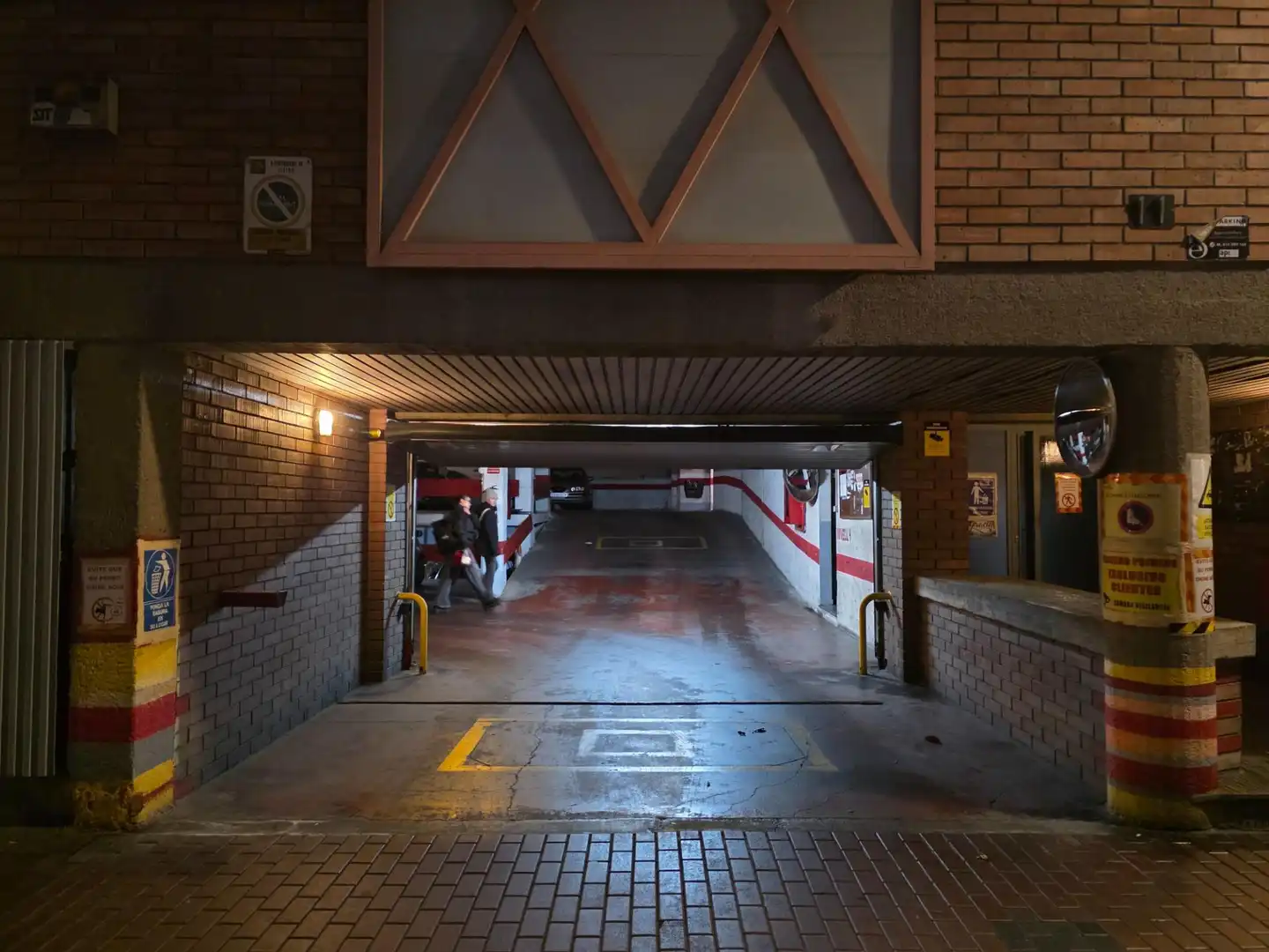 Parkplatz von Gebäude zum Verkauf in Lleida
