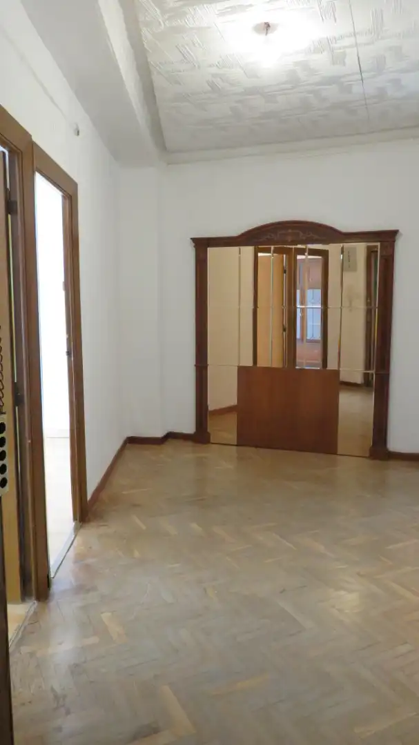Piso de alquiler en Zaragoza con Calefacción, Horno y Lavadora