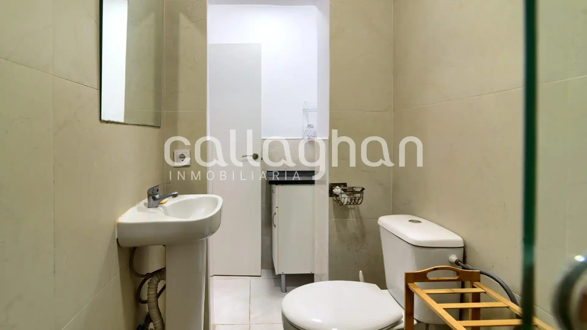 Baño de Piso en venta en Sagunto / Sagunt con Terraza