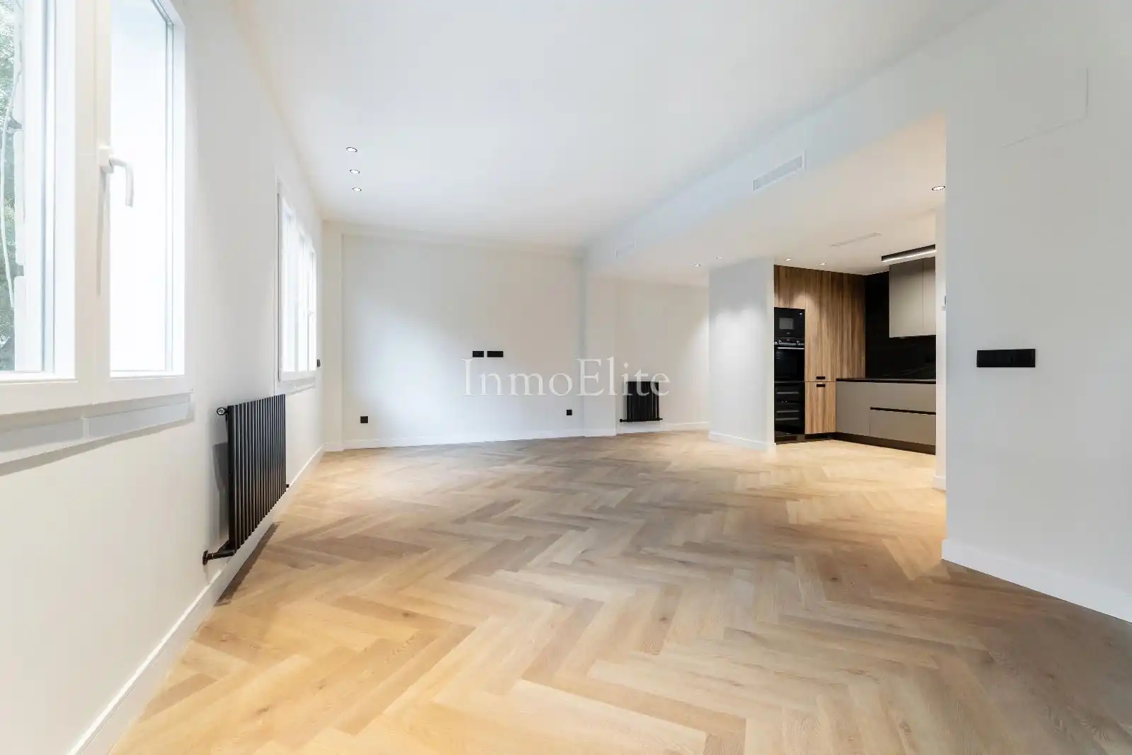 Flat with lift for sale in General Álvarez de Castro, imagen 2