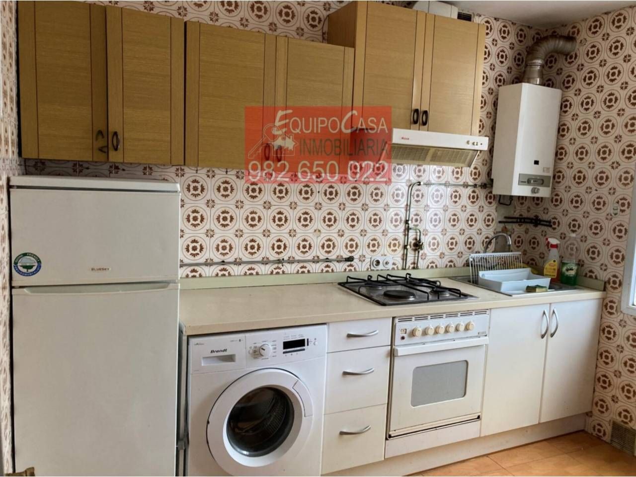 Kitchen of Single-family semi-detached for sale in Lugo Capital  with Terrace, Furnished and Alarm