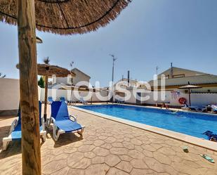 Vista exterior de Dúplex en venda en Pilar de la Horadada amb Aire condicionat, Terrassa i Piscina