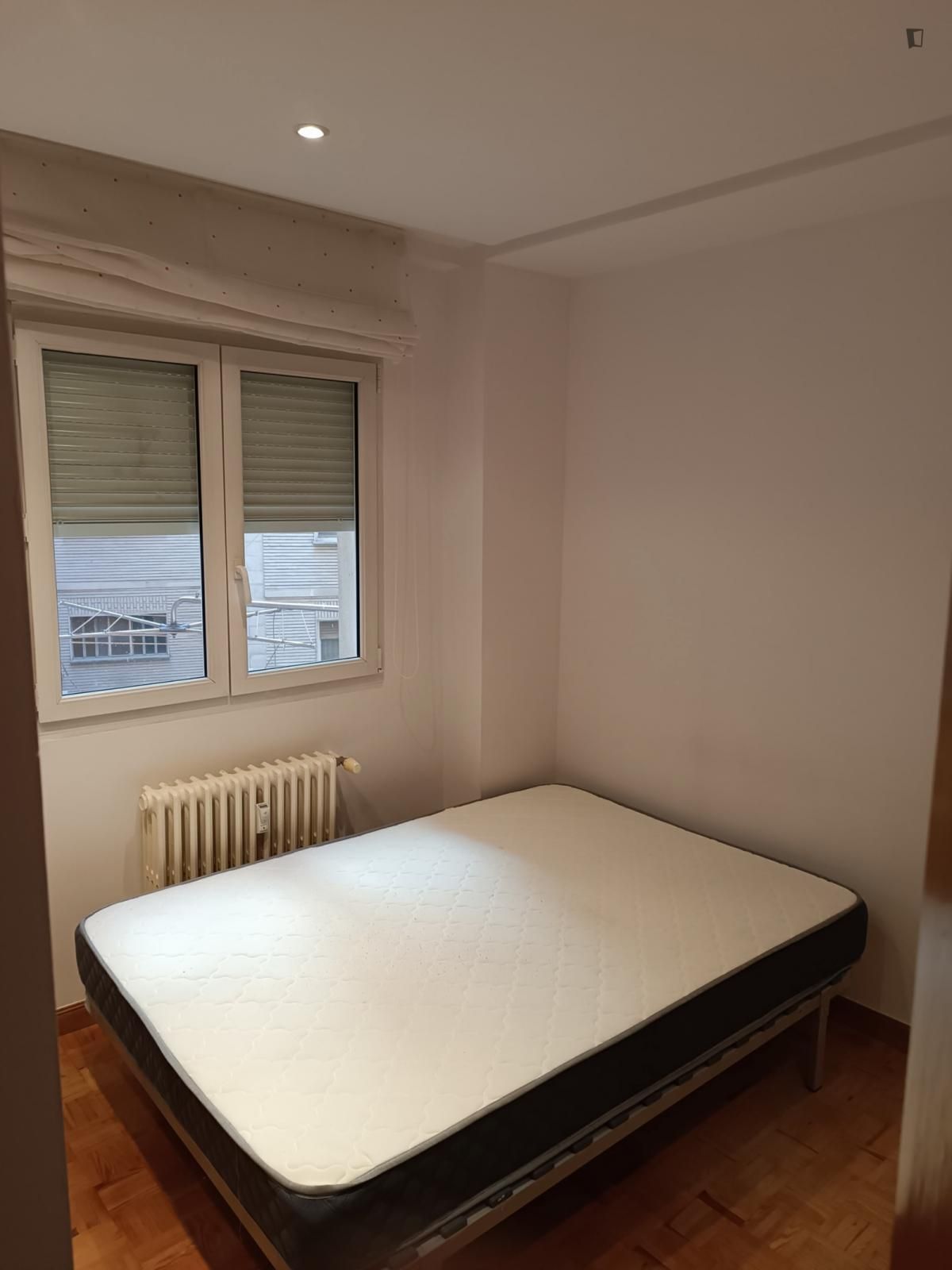 Bedroom of Apartment to share in Burgos Capital  with Furnished, Oven and Washing machine
