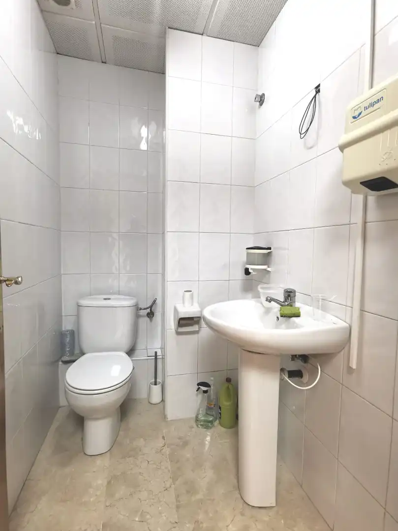 Office space with lift for sale in Calle Lobero 12, imagen 17