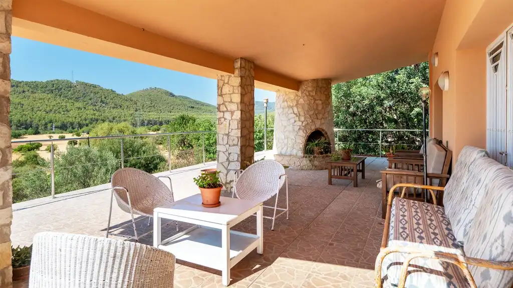 Casa rústica con piscina en venta en Nord
