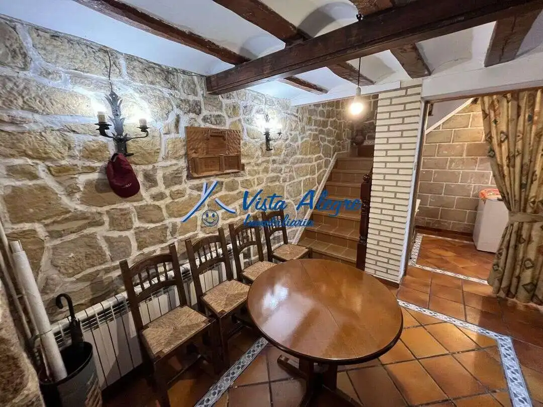 Casa en venta en Calle de Sanguesa, imagen 2
