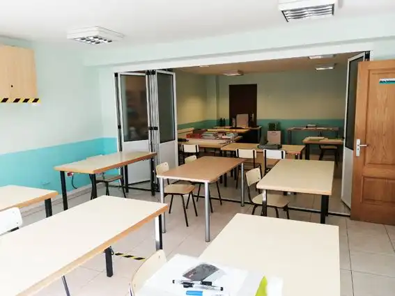 Geschaftsraum zur Miete in A Coruña Capital  mit Heizung