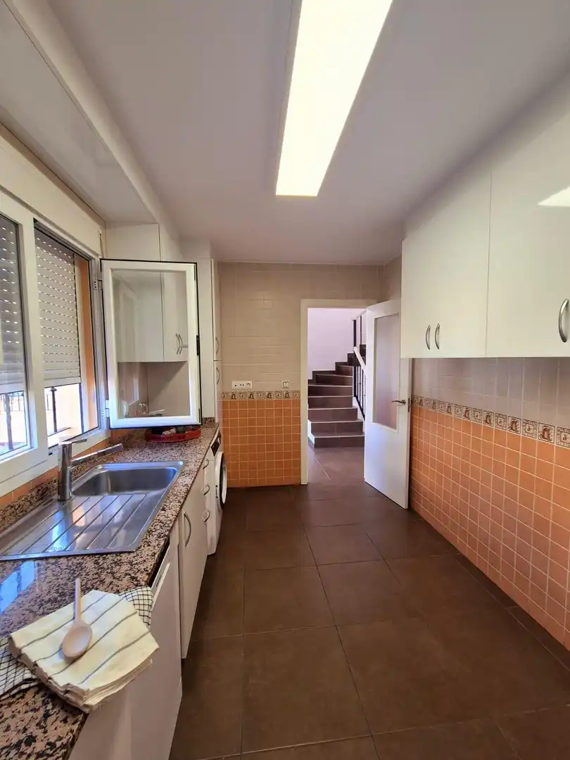 Cocina de Casa adosada en venta en Algeciras con Terraza y Balcón