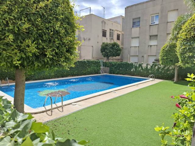 Piso en Venta en Calle Girona en Marítim