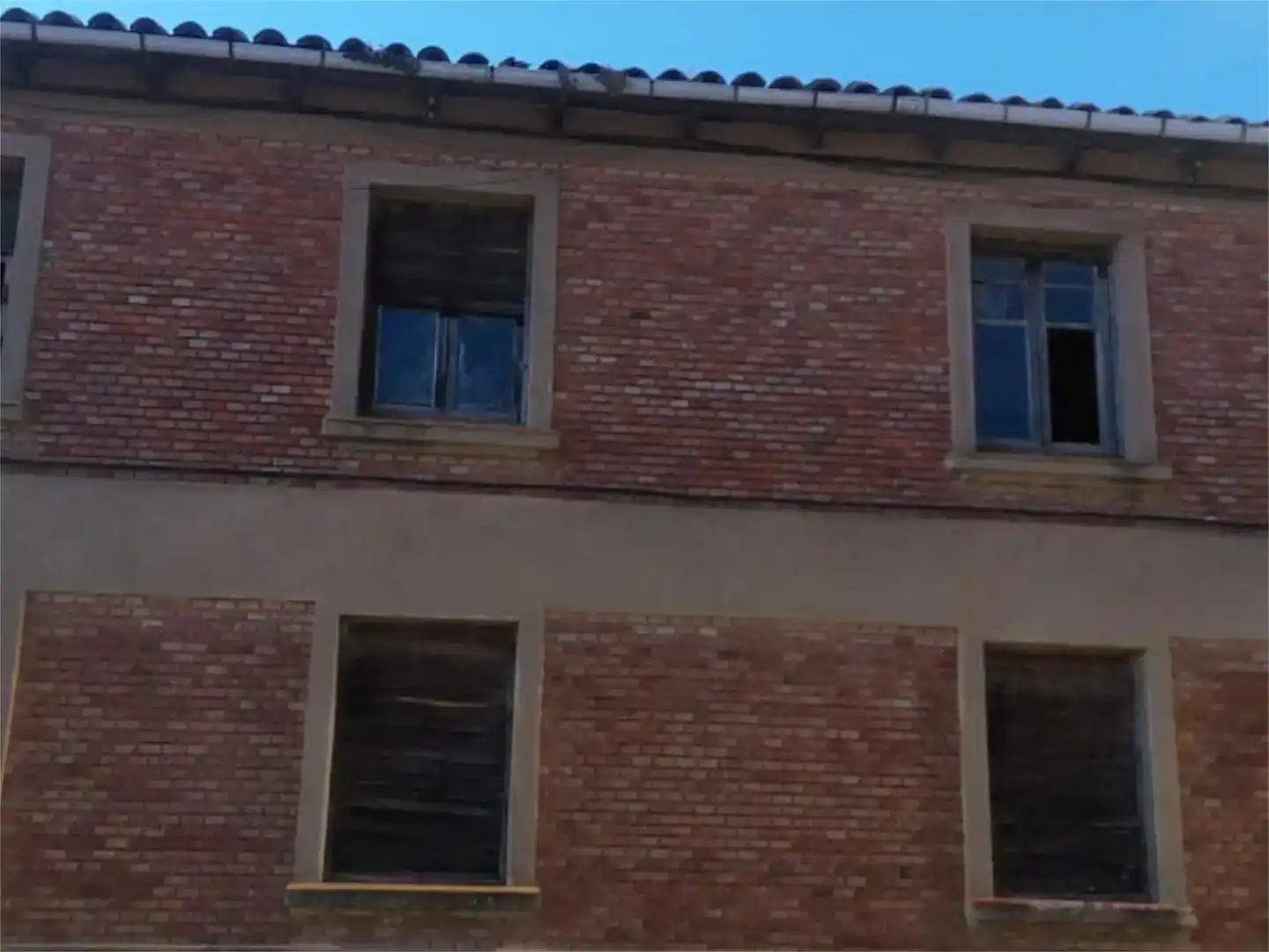 Vista exterior de Planta baixa en venda en Villaturiel