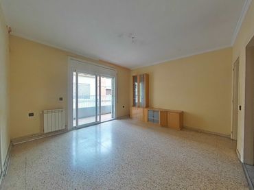 Appartamento con balcone in vendita a Cami Ral