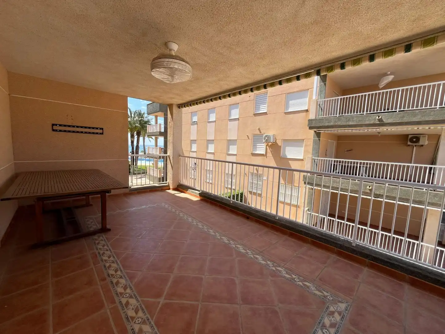 Terrasse von Wohnung zum Verkauf in Pulpí mit Klimaanlage, Privatgarten und Terrasse
