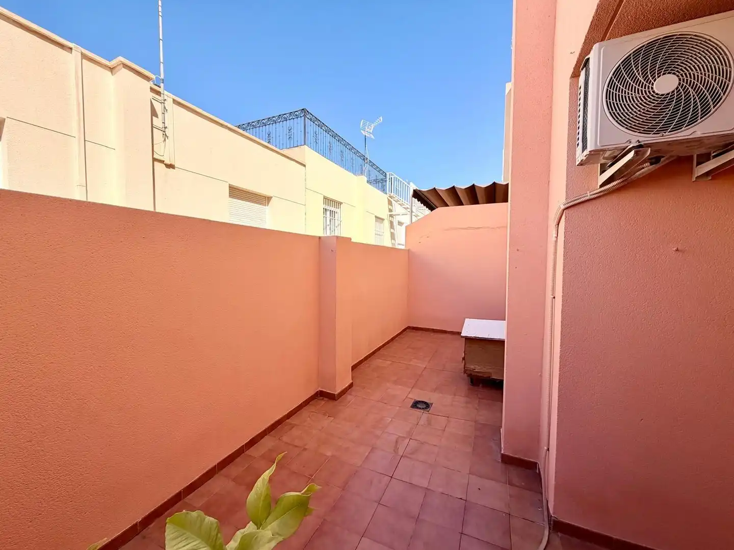 Terrace of Detached homes for sale in Roquetas de Mar
