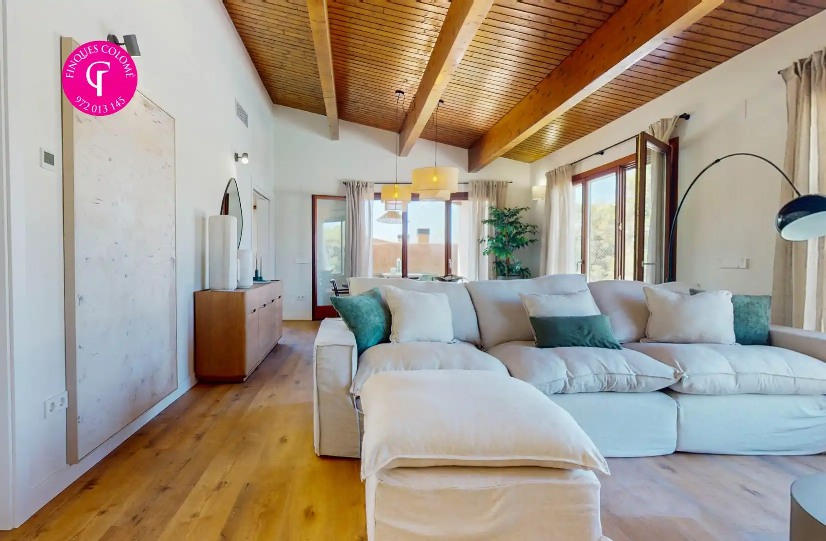 Living room of Houses for sale in Sant Julià de Ramis  with Air Conditioner, Heating and Terrace