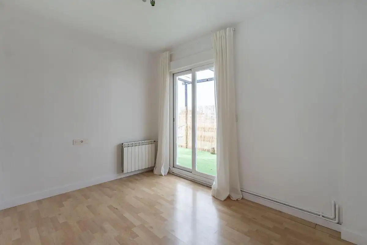 Habitación de Ático en venta en Las Gabias con Aire acondicionado, Calefacción y Terraza