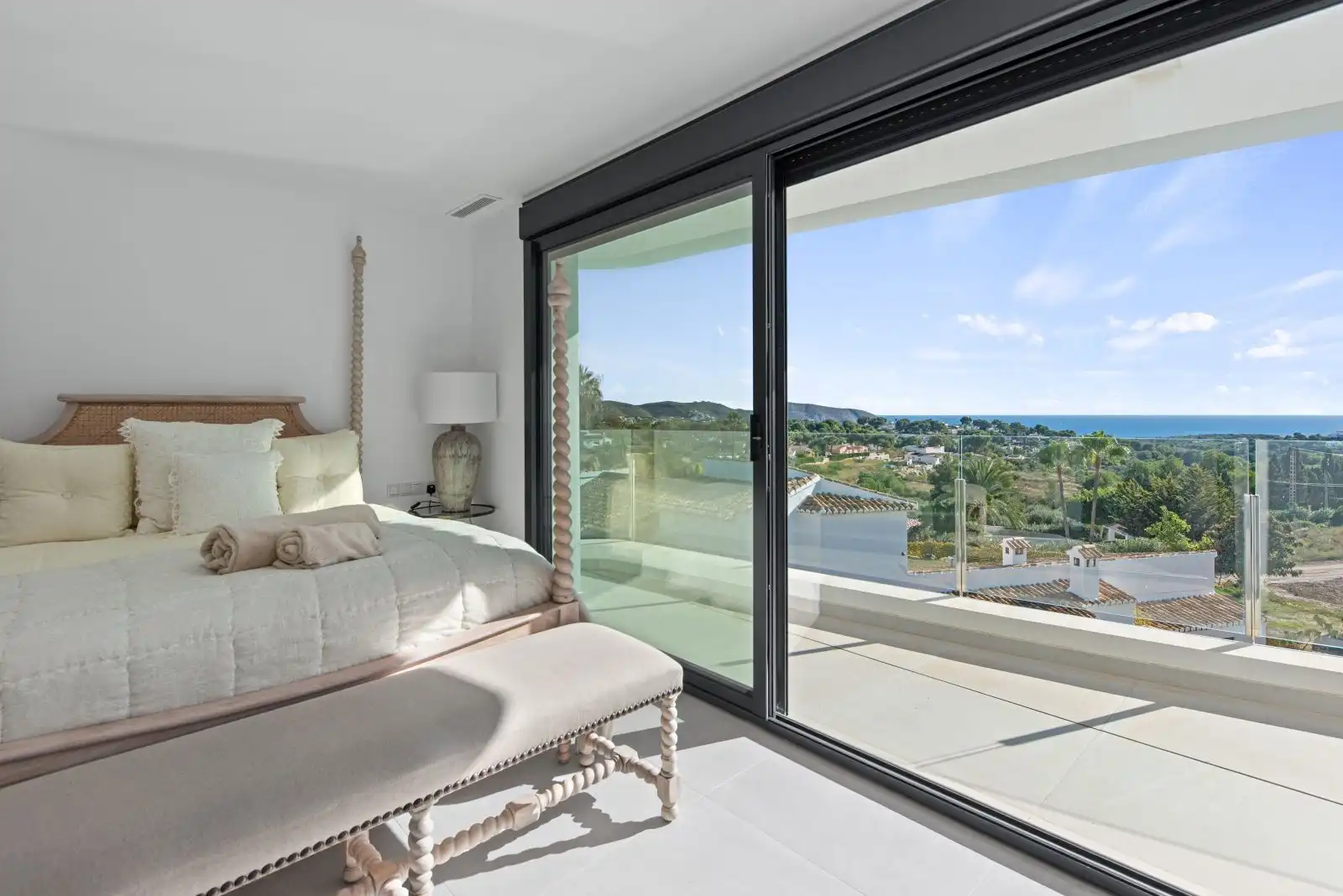 Habitación de Casa o chalet en venta en Moraira con Aire acondicionado, Calefacción y Jardín privado