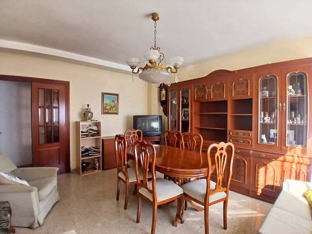 Piso en Venta en  ANGEL BRUNA en Ensanche