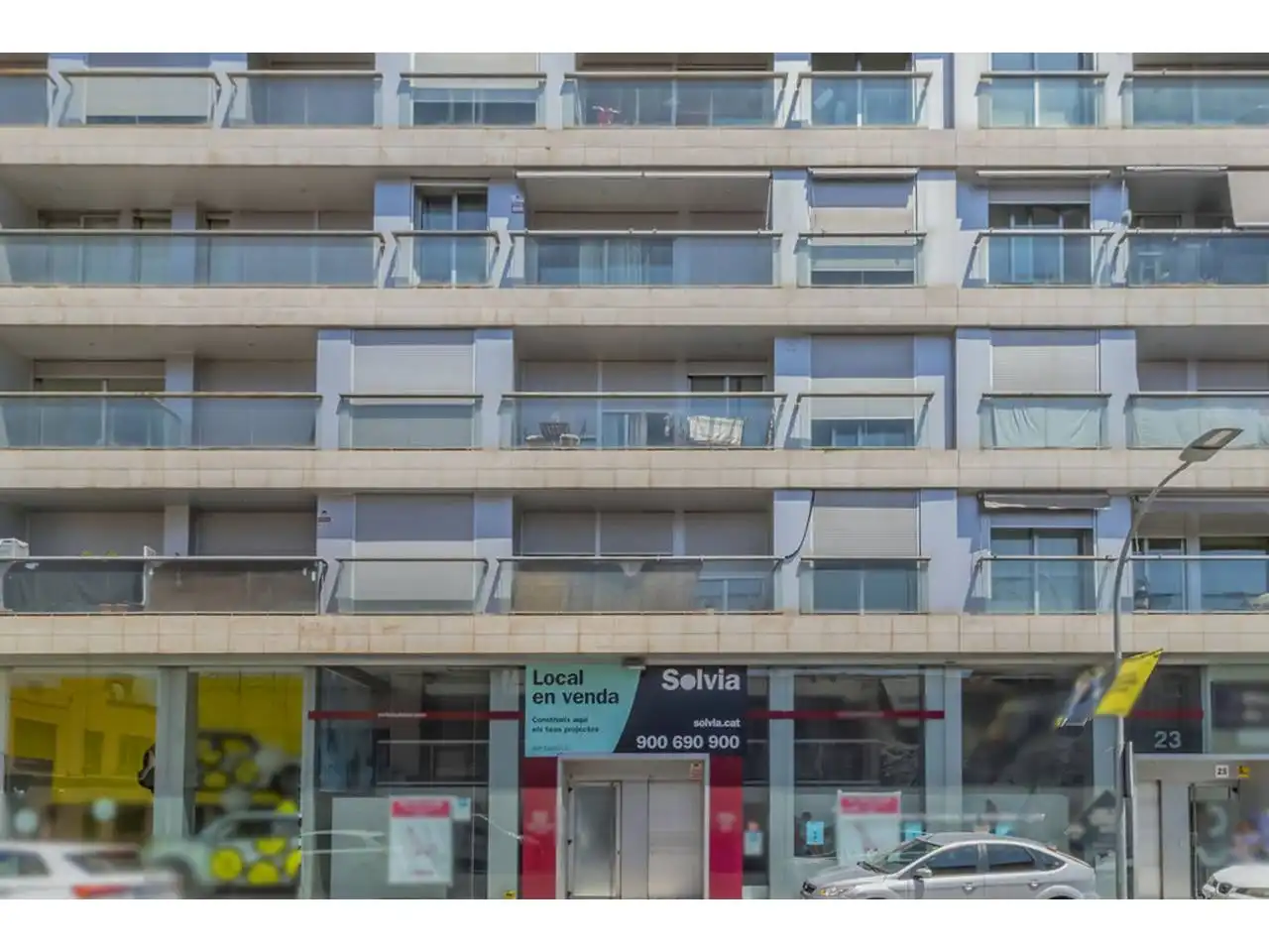 Locale commerciale in vendita a Centre - Sant Oleguer, imagen 2
