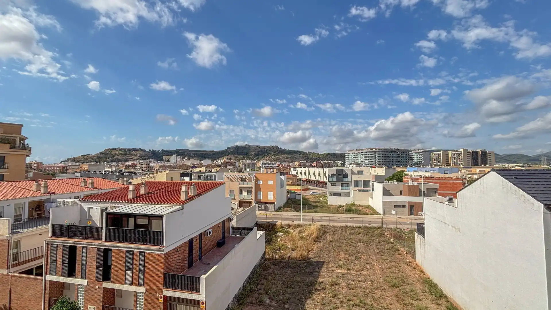 Pis en venda en Sagunto / Sagunt amb Calefacció, Terrassa i Balcó