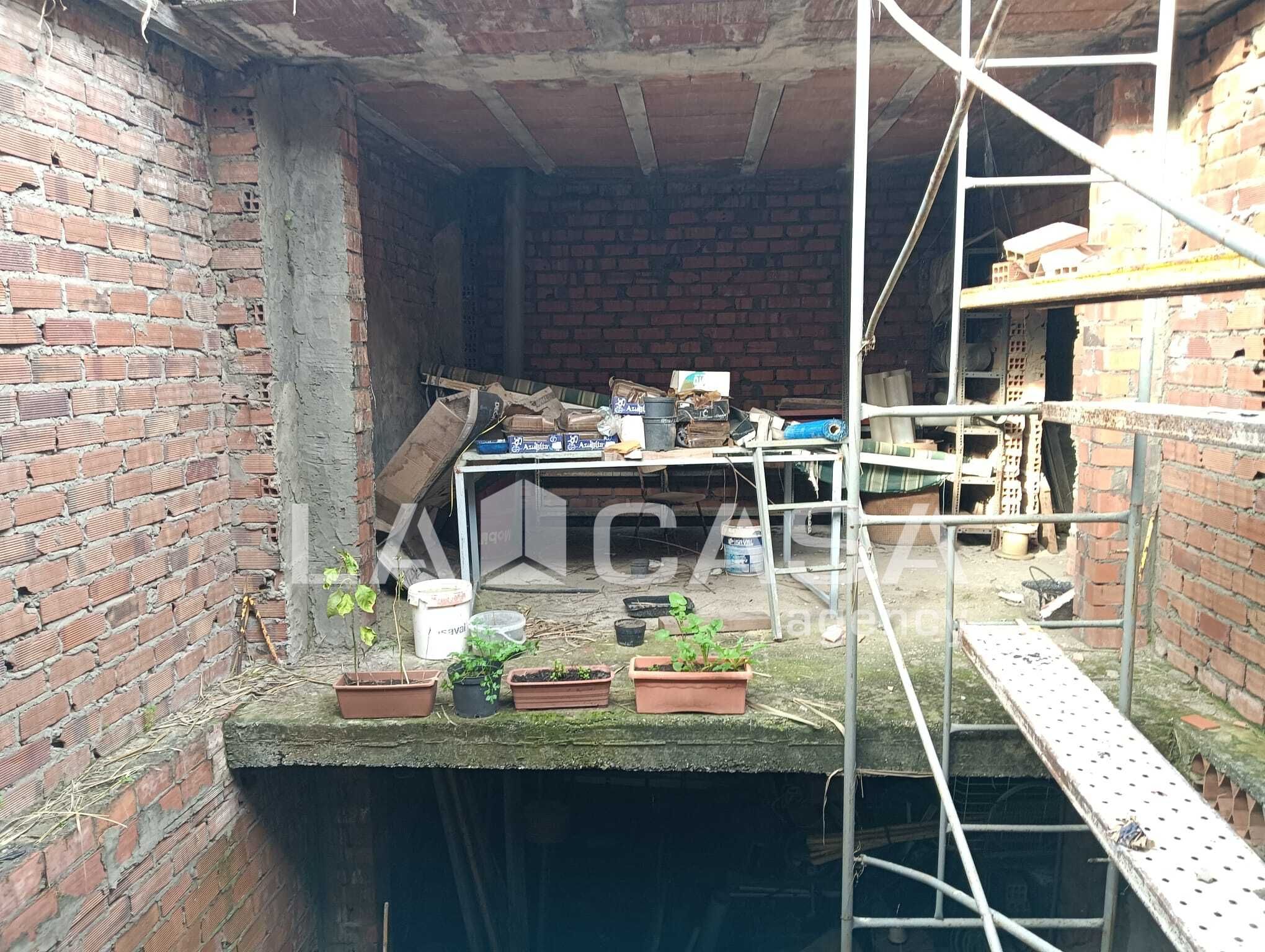 Houses for sale in Algeciras  with Terrace