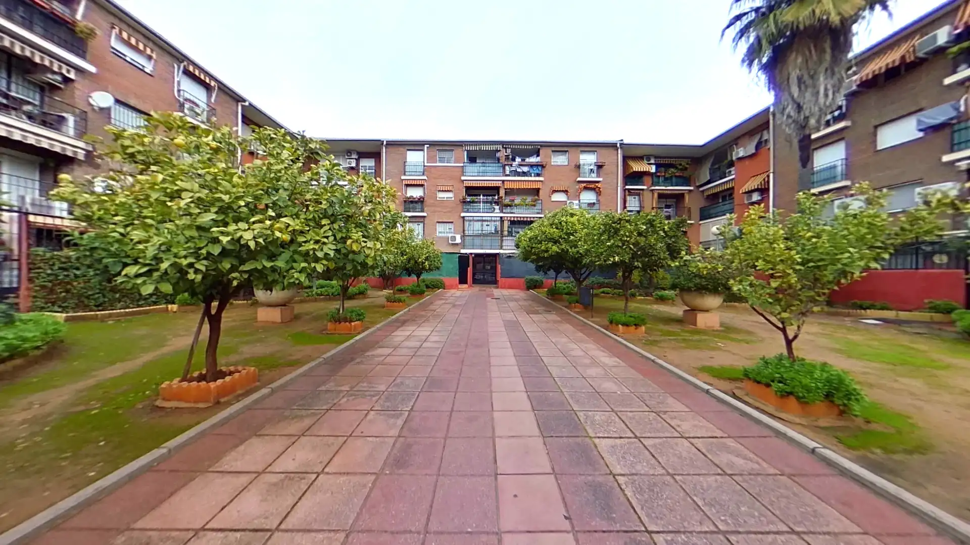 Vista exterior de Pis en venda en Córdoba amb Aire condicionat i Balcó