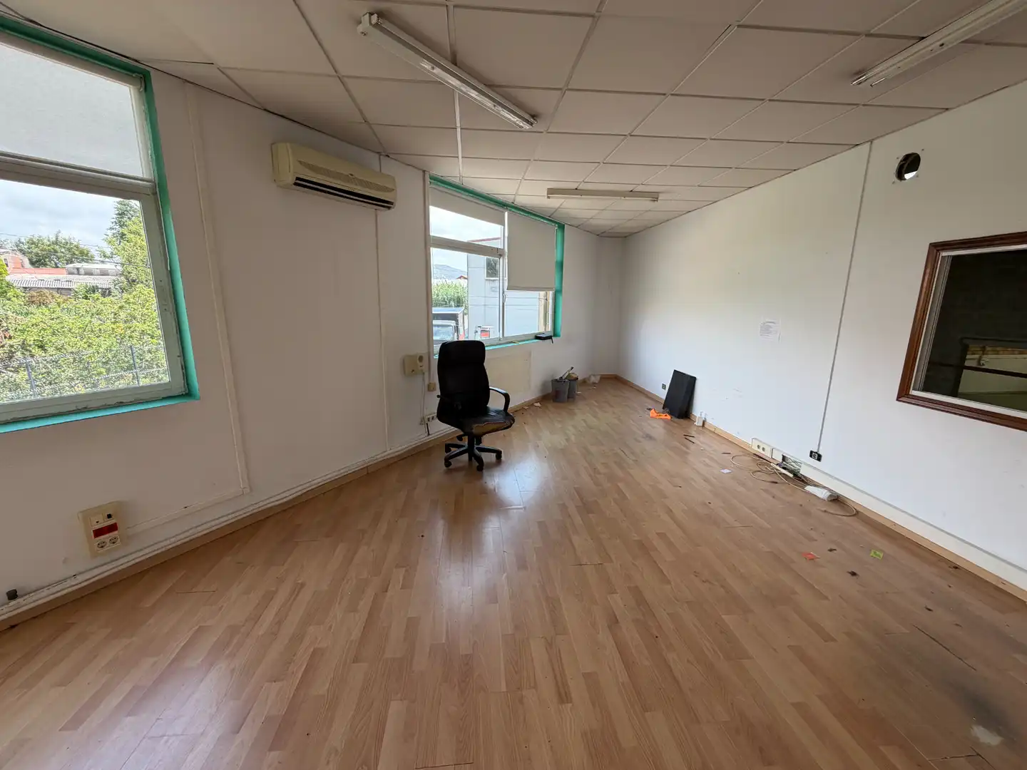 Fabrikhallen zur Miete in Vigo 