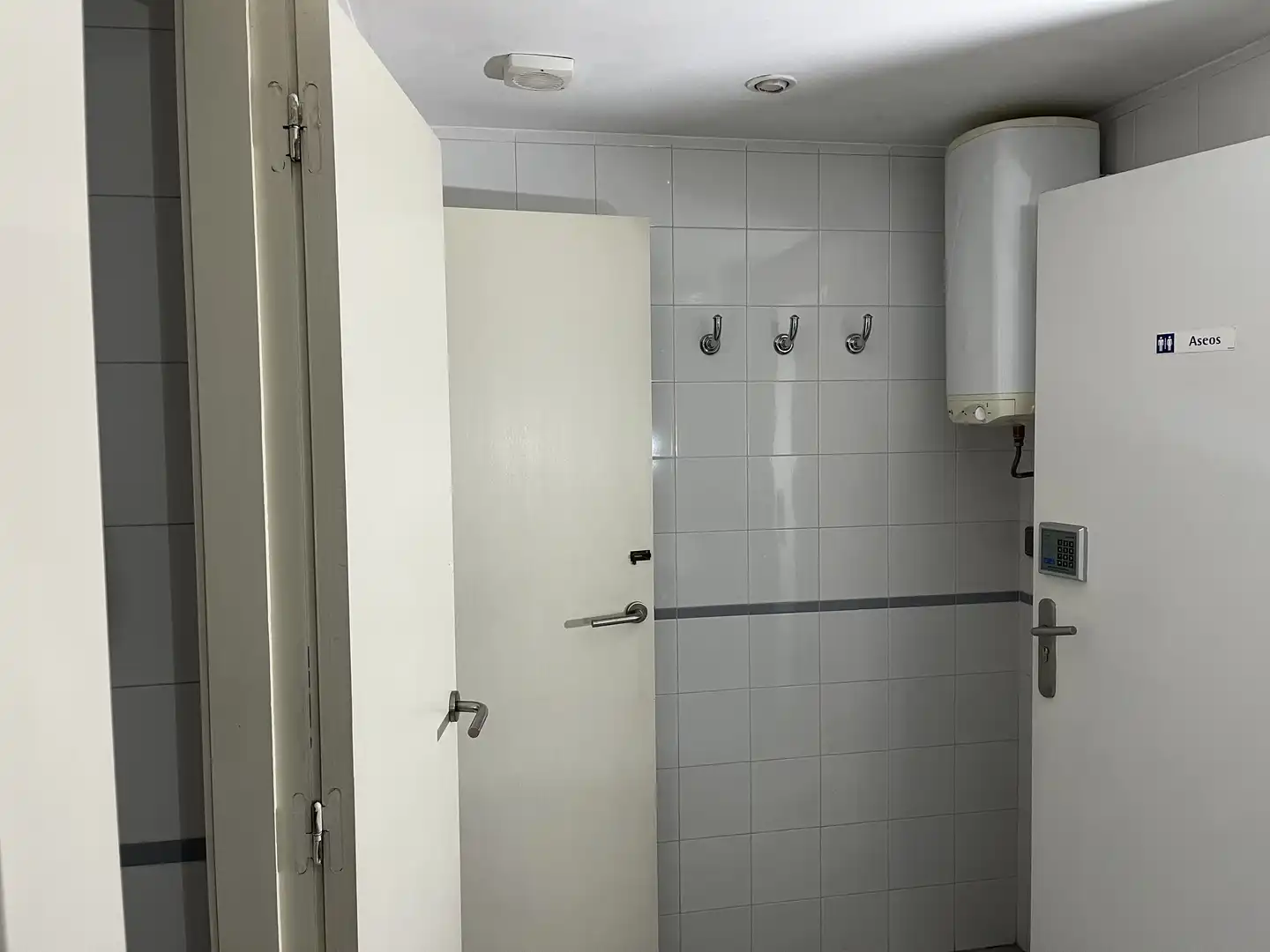 Badezimmer von Geschaftsraum zur Miete in Vigo 