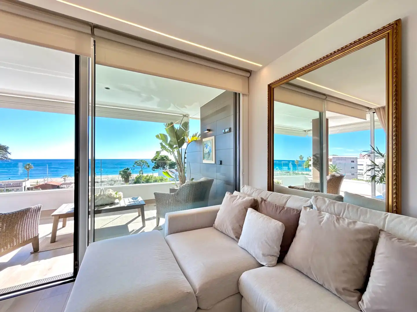 Sala d'estar de Àtic en venda en Cambrils amb Aire condicionat, Piscina i Moblat