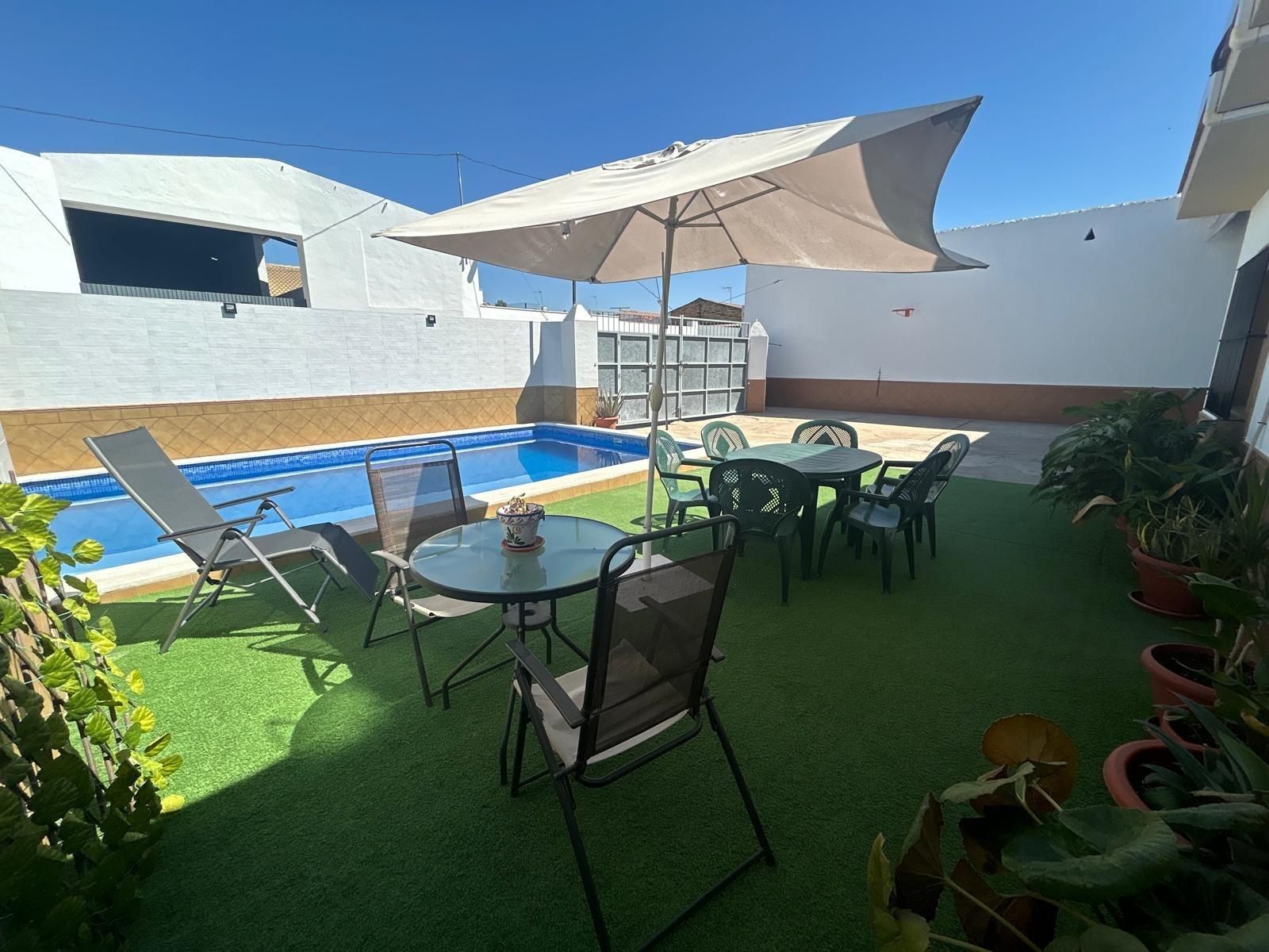 Piscina de Casa o xalet en venda en Los Palacios y Villafranca amb Piscina