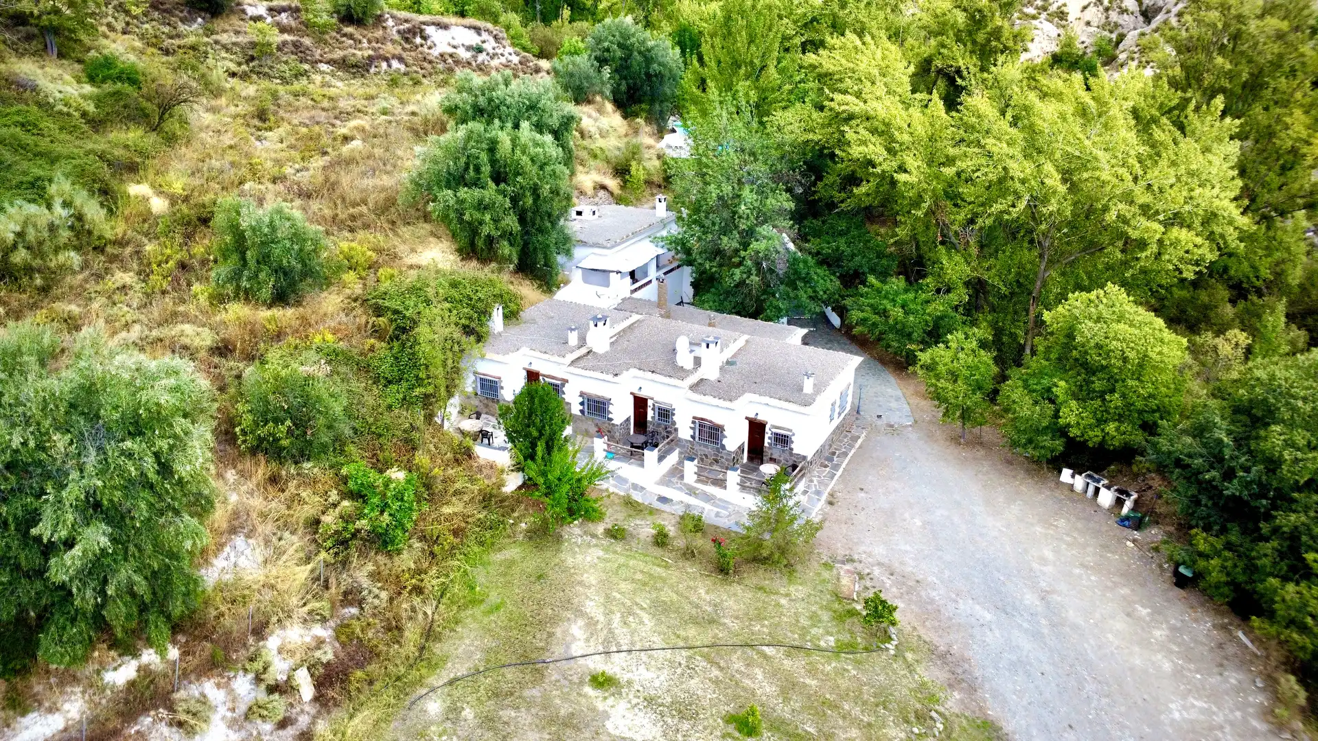 Vista exterior de Terreno en venta en Alpujarra de la Sierra