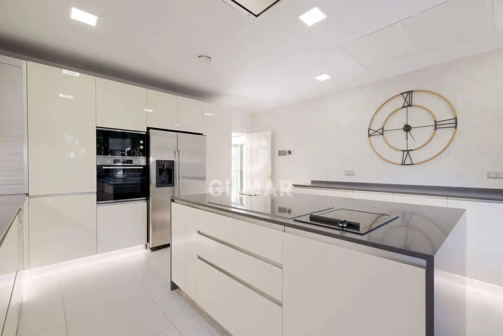 Cocina de Casa o chalet en venta en Estepona con Calefacción, Jardín privado y Piscina