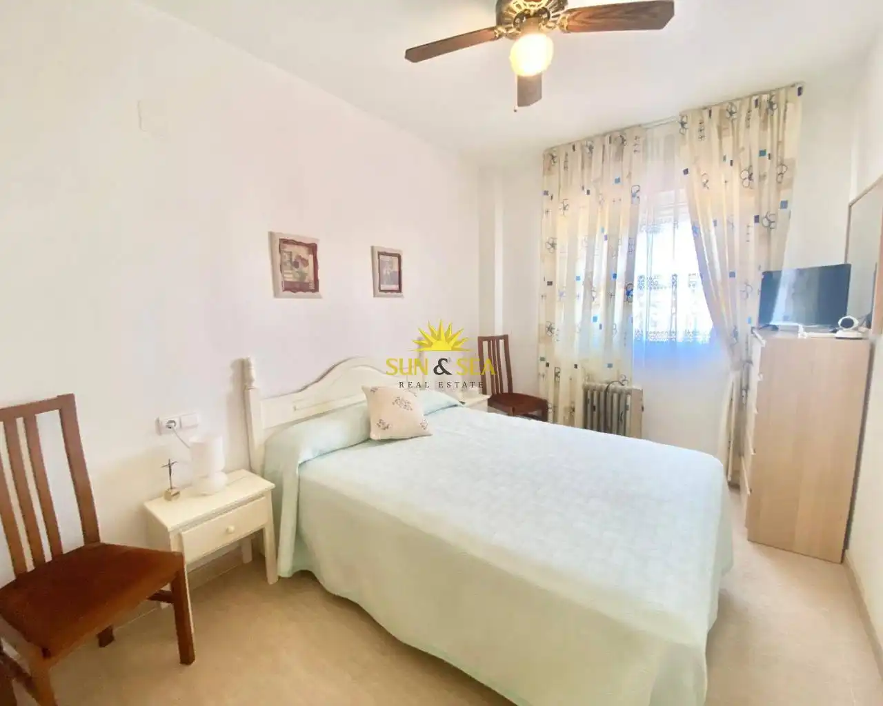 Habitación de Apartamento de alquiler en Cartagena con Aire acondicionado, Calefacción y Piscina