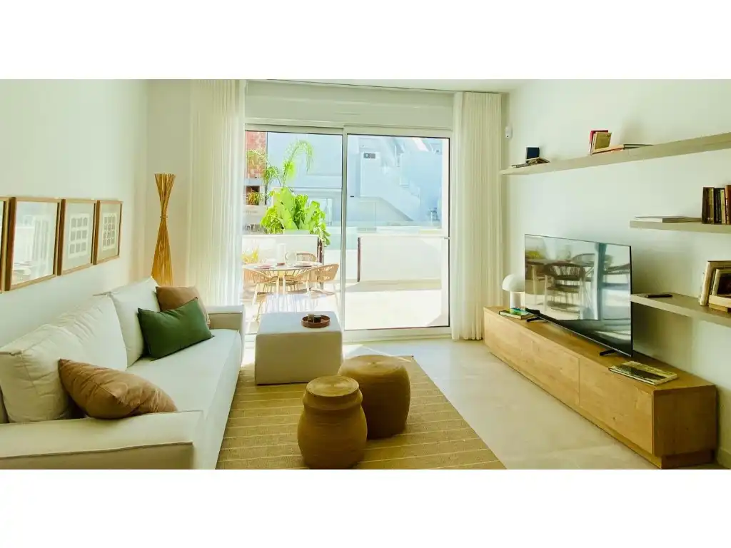 Sala d'estar de Casa o xalet en venda en Pilar de la Horadada amb Aire condicionat, Jardí privat i Piscina