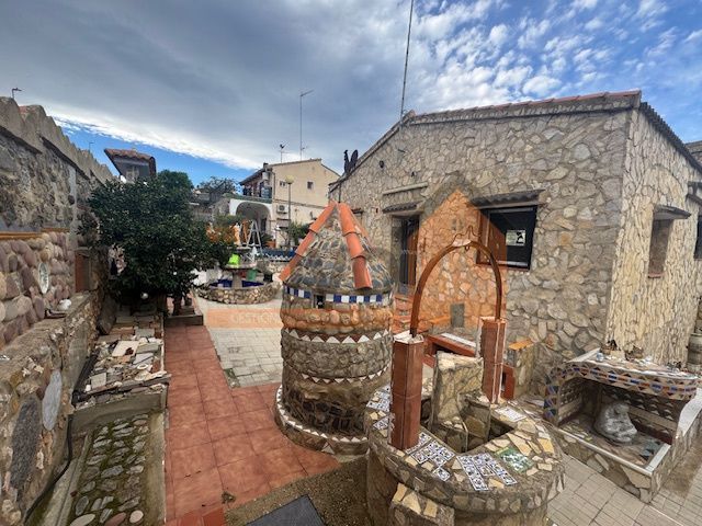 Exterior view of House or chalet for sale in Montroy  with Swimming Pool