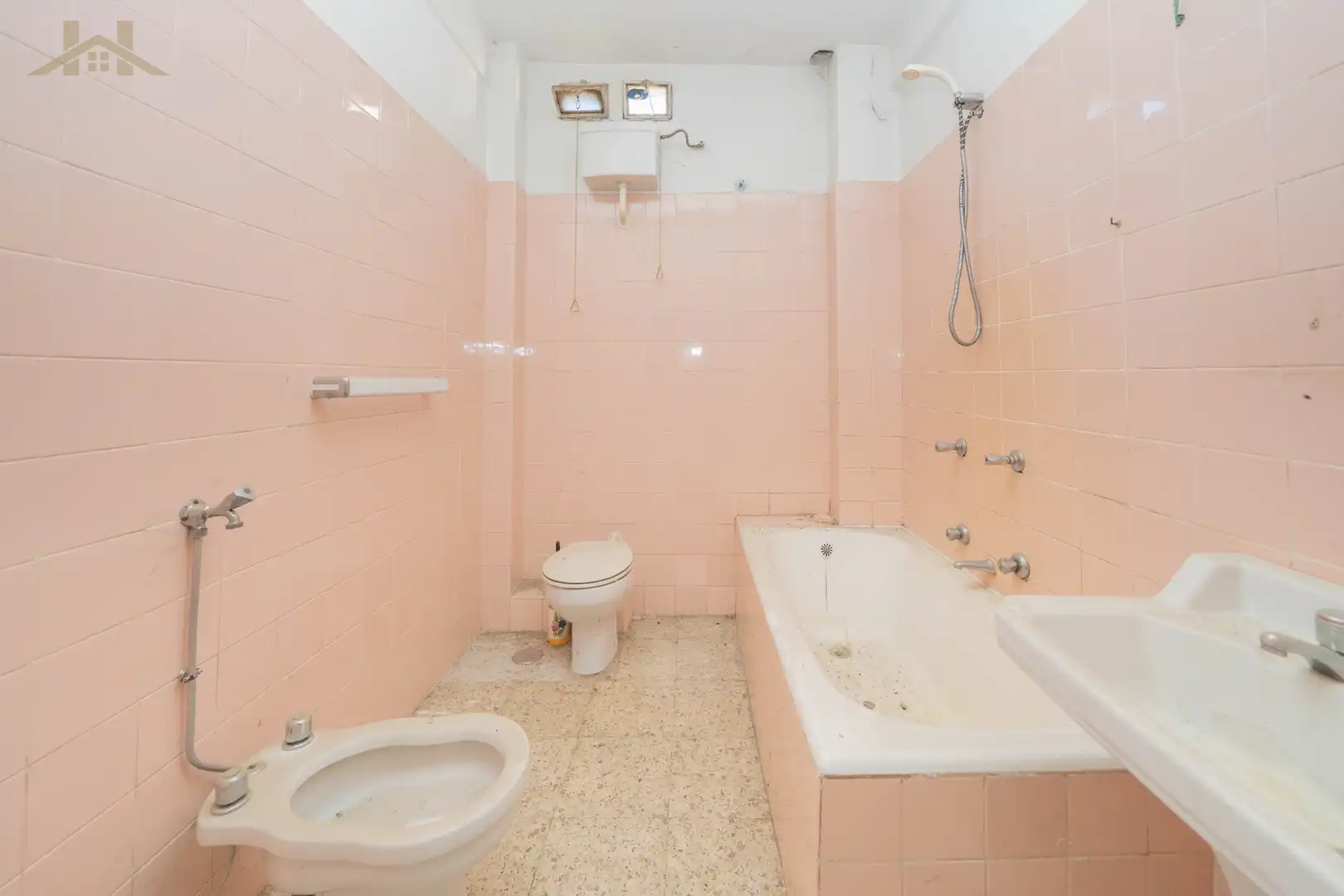 Bany de Casa o xalet en venda en Manzanares El Real amb Traster, Moblat i Balcó