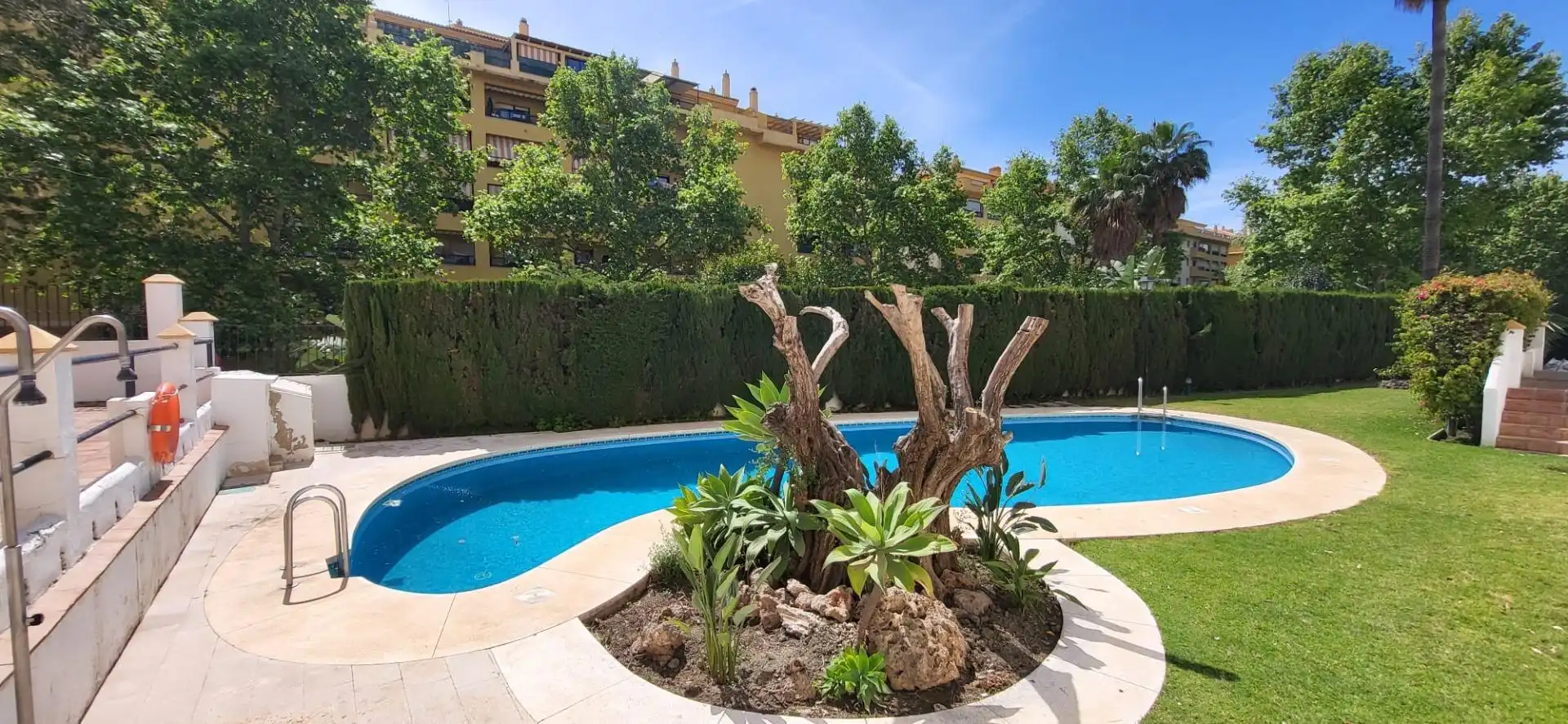 Garten von Dachboden zum Verkauf in Marbella mit Klimaanlage, Heizung und Privatgarten