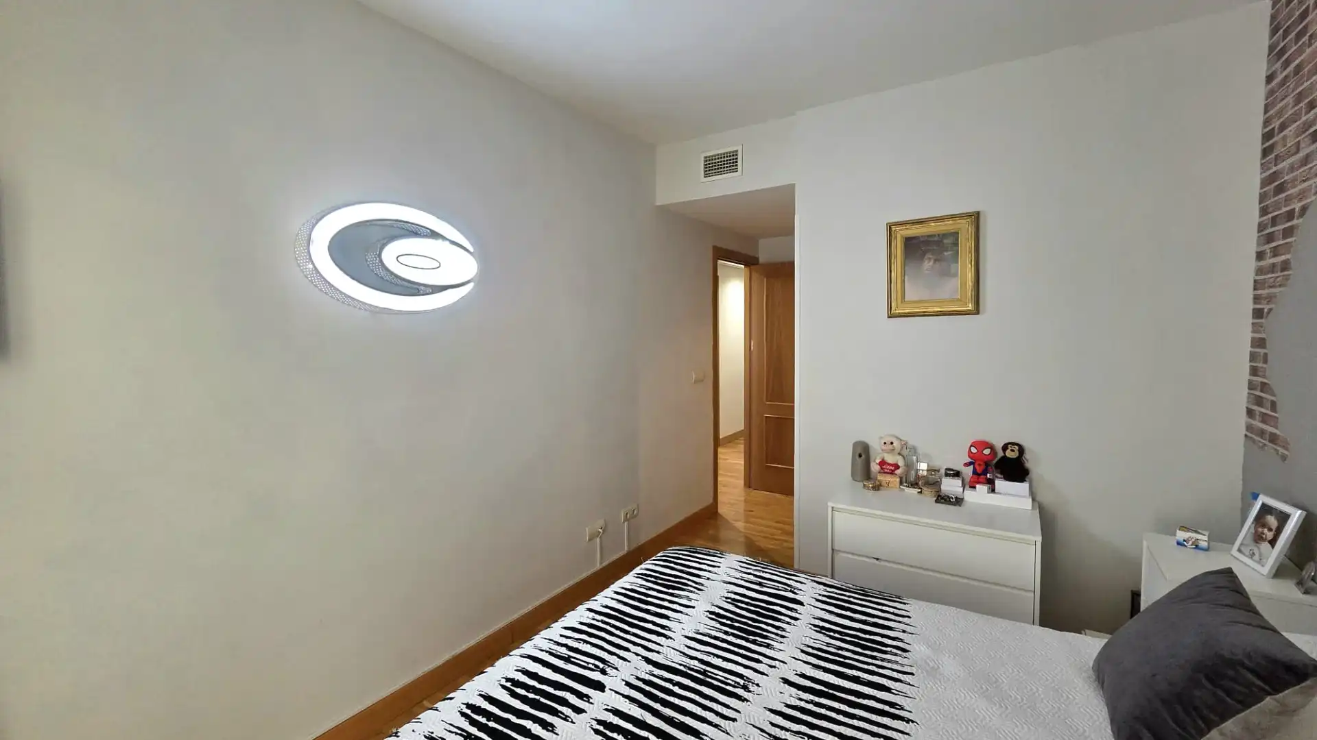 Habitación de Piso en venta en Parla con Aire acondicionado, Calefacción y Jardín privado