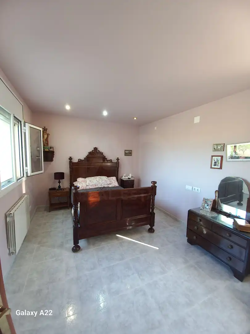 Habitación de Casa o chalet en venta en Ginestar con Aire acondicionado, Calefacción y Terraza