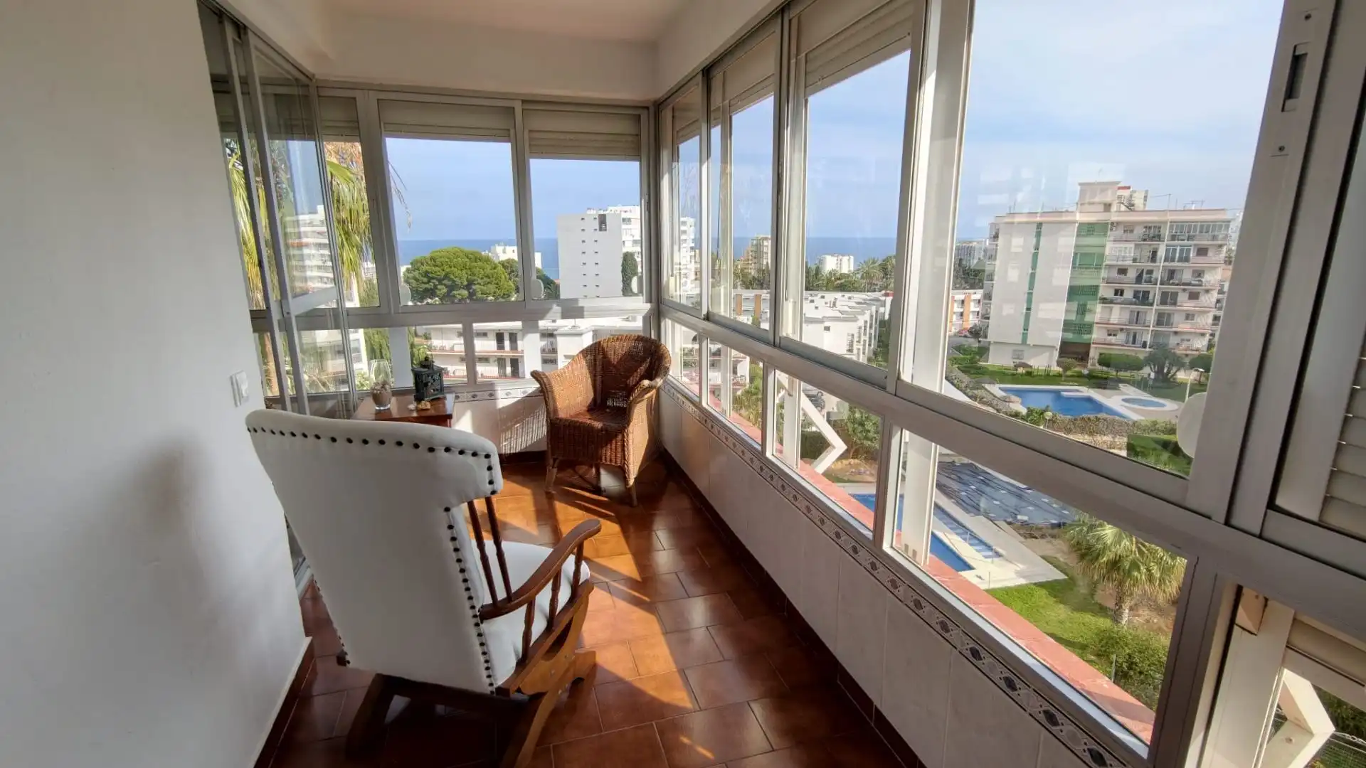 Vista exterior de Apartamento de alquiler en Benalmádena con Piscina comunitaria