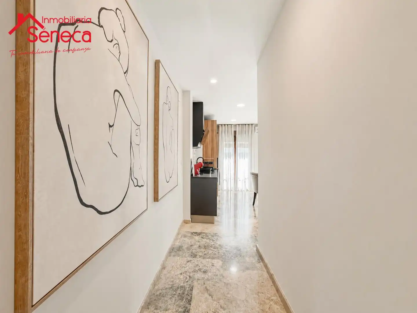 Wohnung zum Verkauf in Córdoba mit Klimaanlage, Heizung und Terrasse