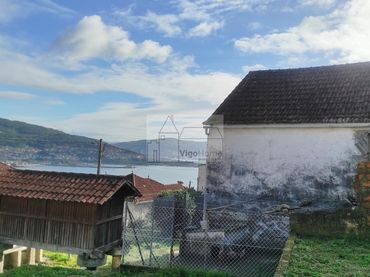 Casa amb jardí en venda a FONTE BIEITA