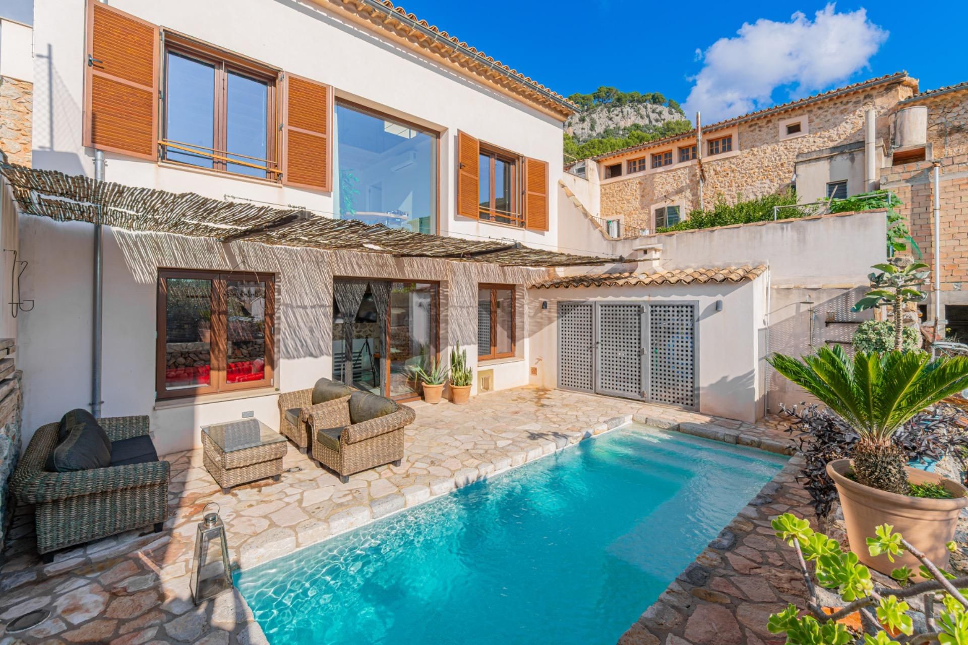 Vista exterior de Casa o xalet de lloguer en Selva amb Aire condicionat, Jardí privat i Piscina