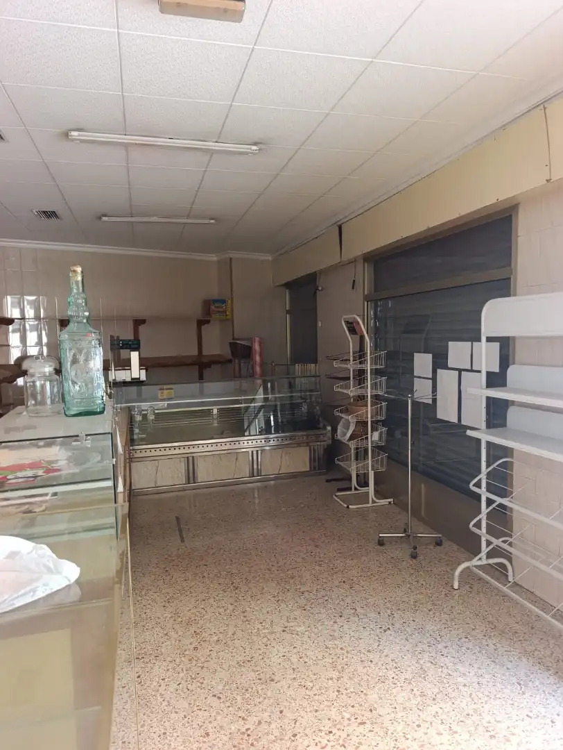 Local en venta en Calle Hernán Cortés, 14, Plaza de Toros - Avenida Chapí - Trinquete