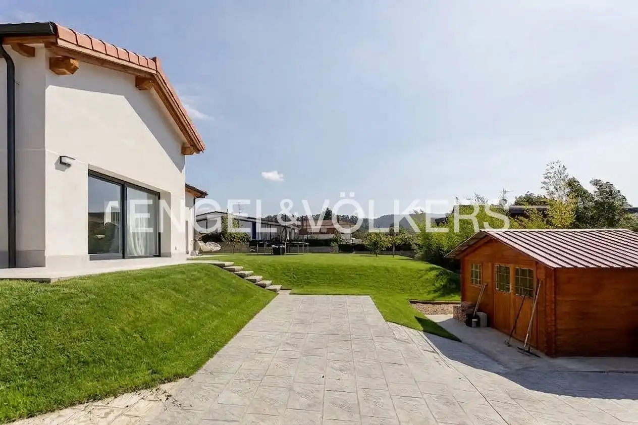 Casa con jardín en venta en Gorliz, imagen 5