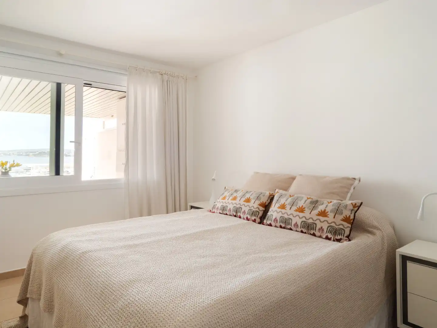 Habitación de Apartamento en venta en Calvià con Aire acondicionado, Terraza y Piscina