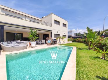 Casa amb piscina en venda a Sa Cabaneta