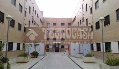 Exterior view of Flat for sale in  Sevilla Capital  with Air Conditioner, Heating and Furnished