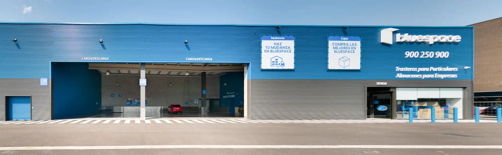 Exterior view of Storage room for rent in Vitoria - Gasteiz  with Alarm